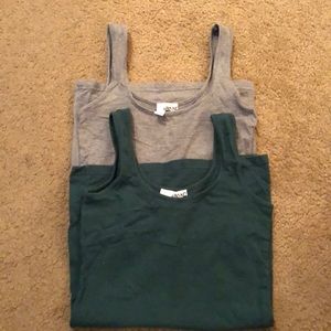 2 gray and evergreen Abound tank tops